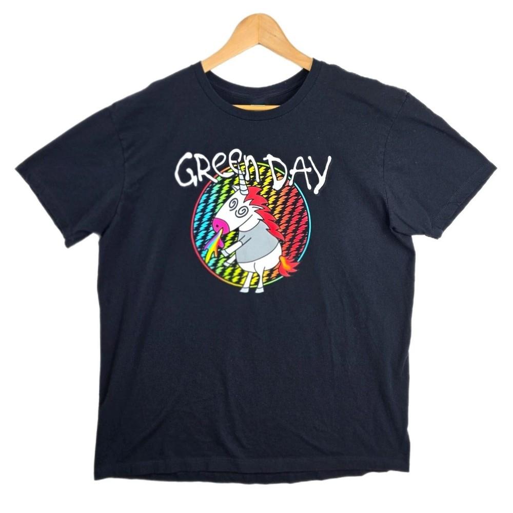

Unicorn Vomit T-Shirt Rainbow Punk Green Day Fan Graphic Vintage Style S-4XL Unisex T-Shirt XXXL