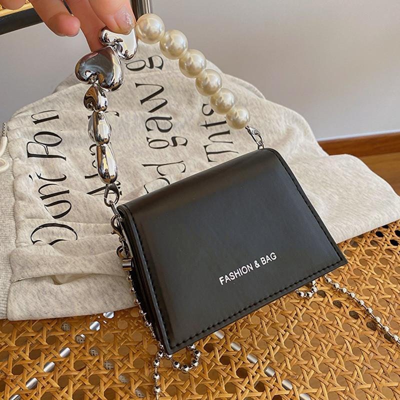 

Trendy Street Style Women s Pu Small Square Bag With Unique Chain Handle And Car Line Elements чёрный