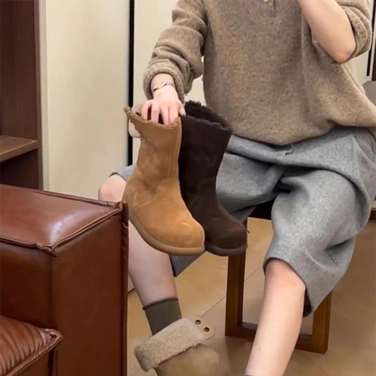 

Retro fashionable niche suede snow boots thick-soled round head soft-soled velvet cotton boots 40 кавовий