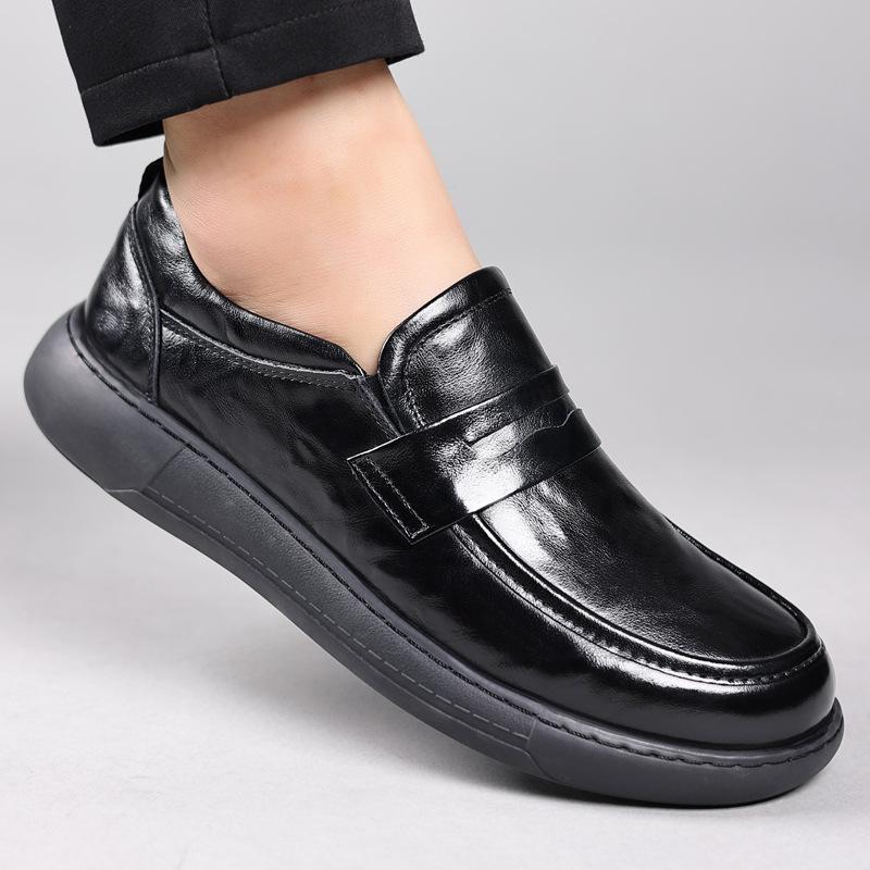 New Men's Top Layer Cowhide Casual Single Shoes Stylish Leather Shoes Wide Toe and Thick Sole Men's Shoes