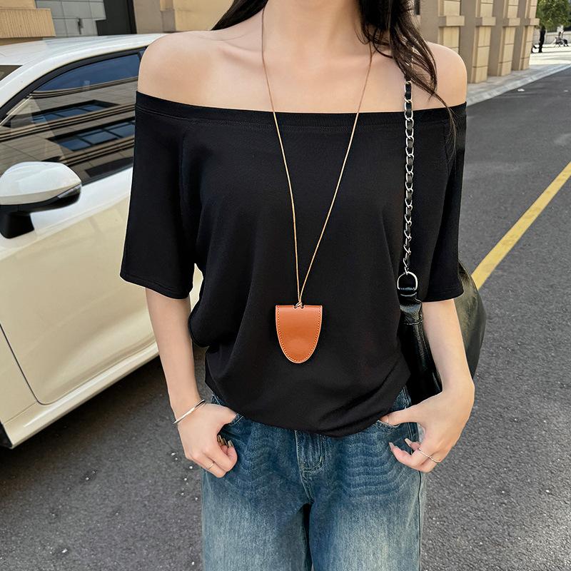 Black Off-shoulder Short-sleeved T-shirt for Women In Summer New Style, Slim, Loose, Half-sleeved, Versatile One-shoulder Top