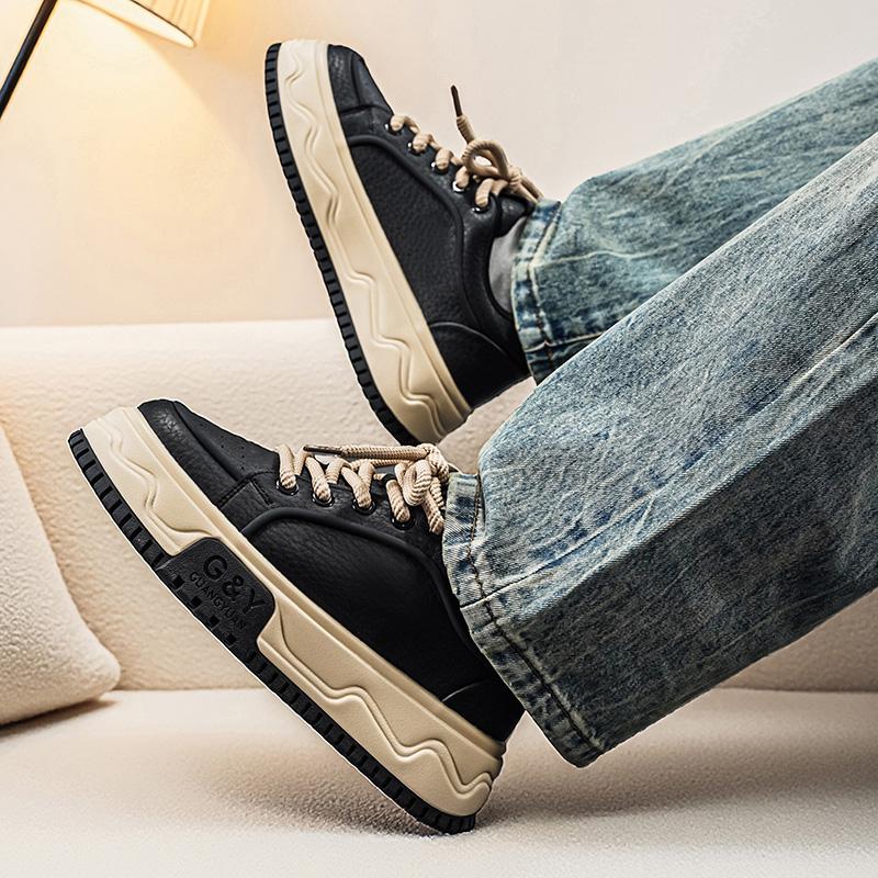 New Men's Classic Four Seasons Fashion Low Top Skateboarding Shoes Comfortable Soft Sole Sneakers
