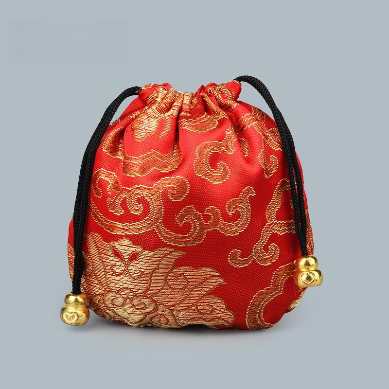 Chinese Style Silk Brocade Jewelry Packing Pouches for Necklace Earrings Jewelry Packaging Jewelry Organizer