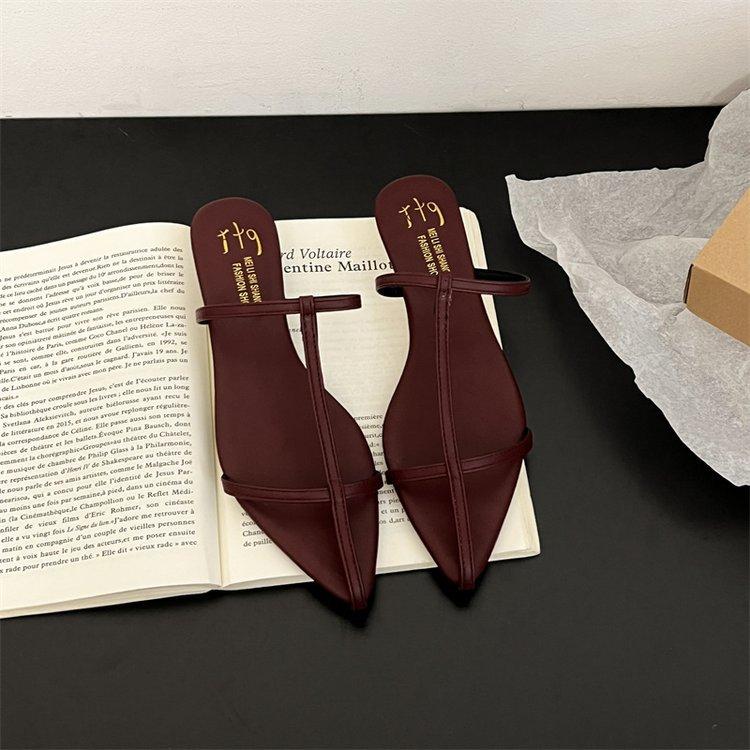 French niche pointed cool slippers women's summer 2025 new slope heel new Chinese open-toed beach shoes hollow Roman shoes