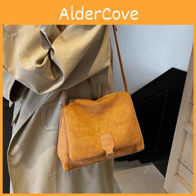 Stylish Medium Sized Retro Shoulder Bag For Women With Soft Pu And Elegant Design