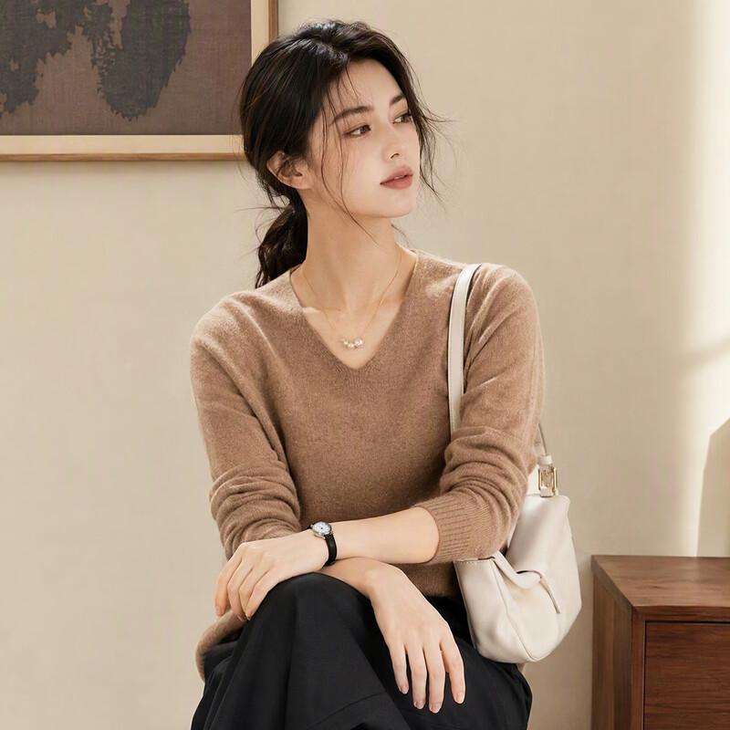 FIRS Women's 70% Merino Wool 30% Cashmere V-Neck Sweater