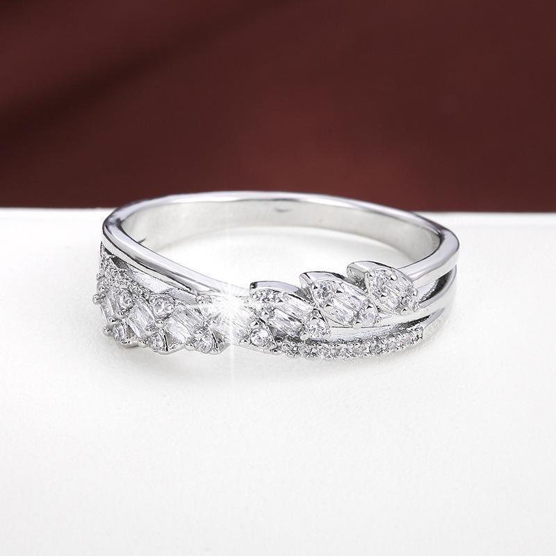 Elegant Oval Zircon Inlaid Ring - Fashionable Pure Copper Women's Jewelry