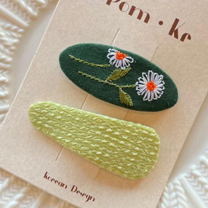 Korean Spring Green Floral Hair Clip for Kids - Cute Embroidered Flower BB Hairpin