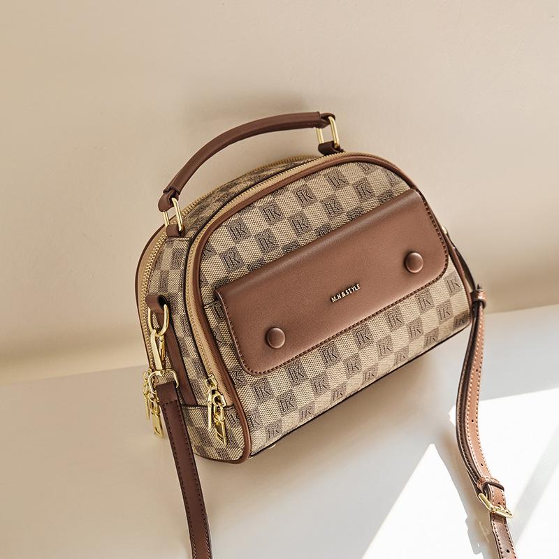 

Mrs. Qiao Handbag for Women 2025 New Model Women s Crossbody Bag Vintage Shoulder Bag Versatile Light Luxury Women s Bag Long23CM、Wide12CM、 Hi хаки