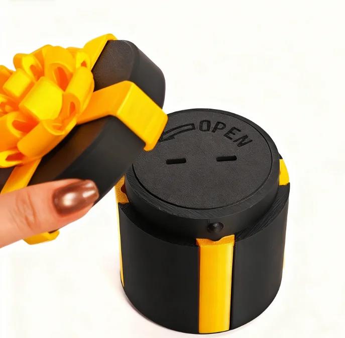 Annoying Nested Screw Gift Box Funny Prank Christmas Gift Surprise Box Up with Screws Annoying Present Decoration Reusable