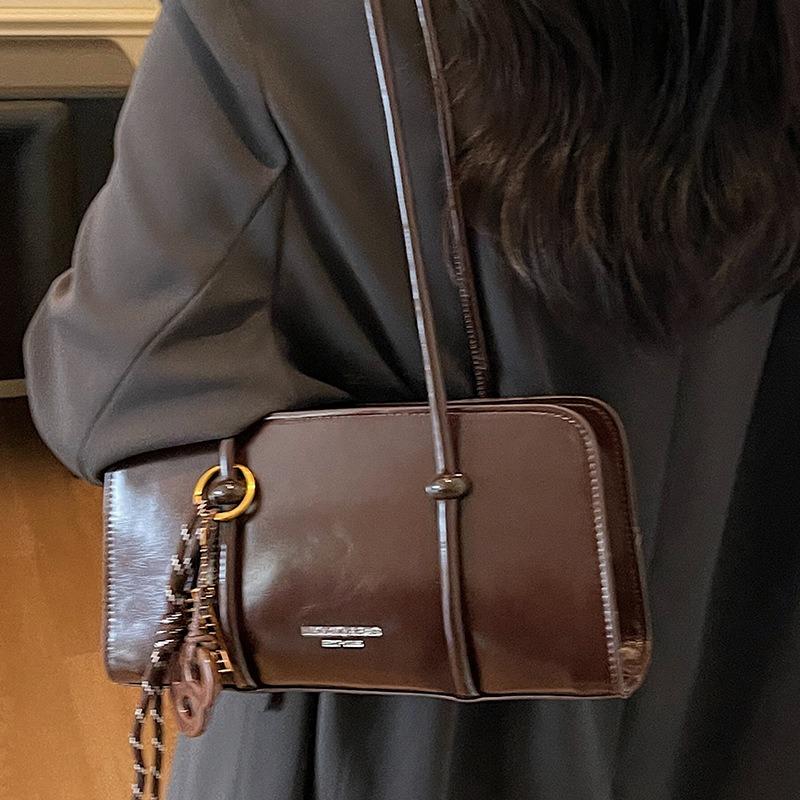 Autumn high-value niche underarm bag women's retro oil wax leather portable simple shoulder crossbody tote bag
