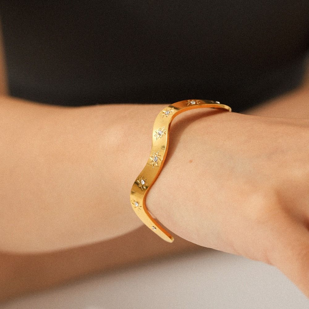 Simple Style W-type Bracelet Bling Geometry Bracelets Classic Metal Bangles  Women Gifts