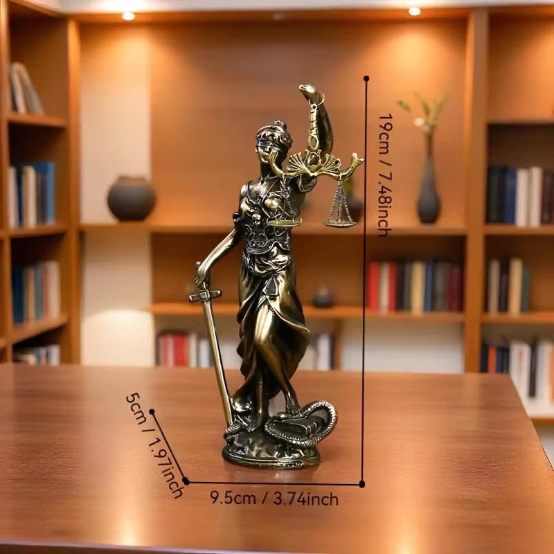 Statua Creativa Retrò Dea della Giustizia Ornamento per Studio Legale Regali Scultura per Soggiorno Decorazione da Scrivania