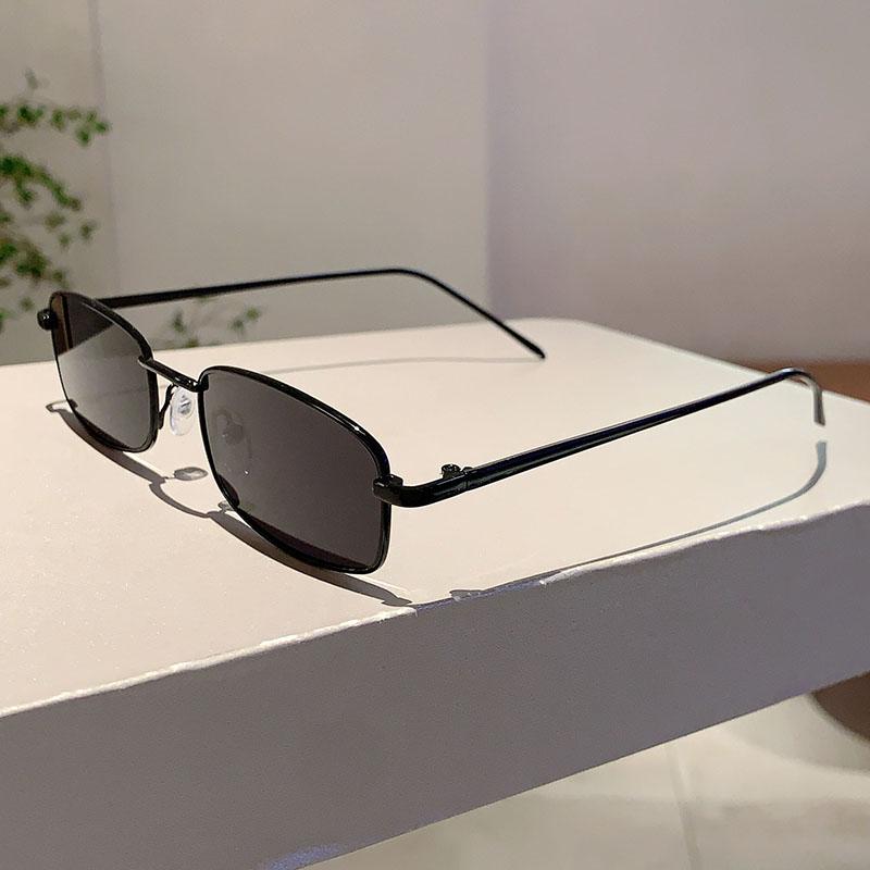 

KAMMPT Vintage Rectangle Sunglasses Men Fashion Retro Korean Style Black Shades Women Trendy Brand Designer Stylish Sun Glasses as picture shows