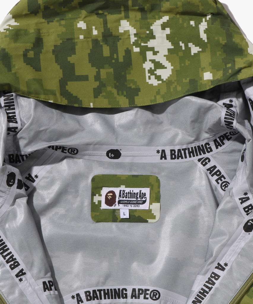 Bape Multi Pixel Camo Snowboard 2-Layer Jacket (M) Green
