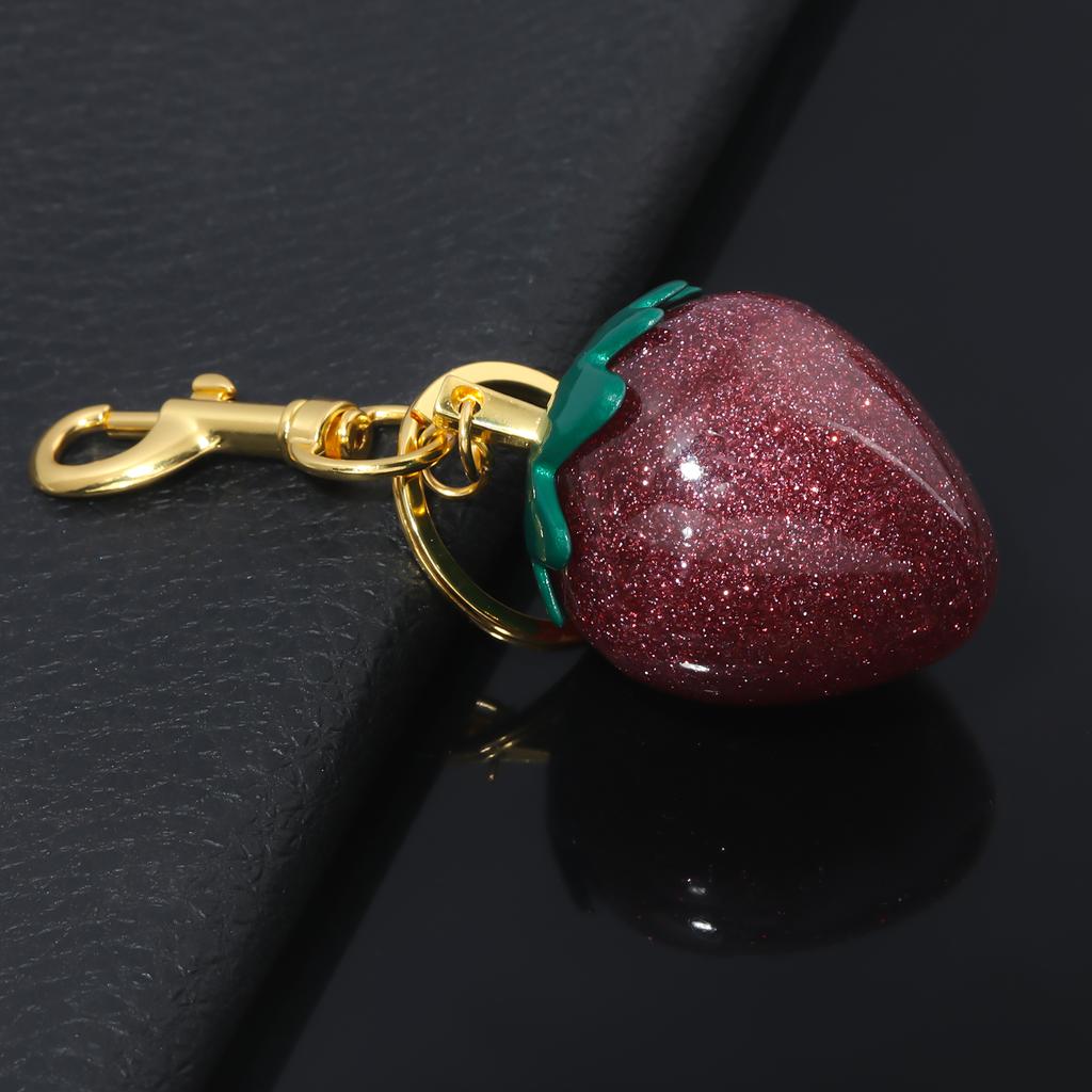 Fashion  Strawberry Keychain Exquisite Red Crystal Strawberry Pendant Keyring For Backpack Elegant Charm Jewelry Gifts