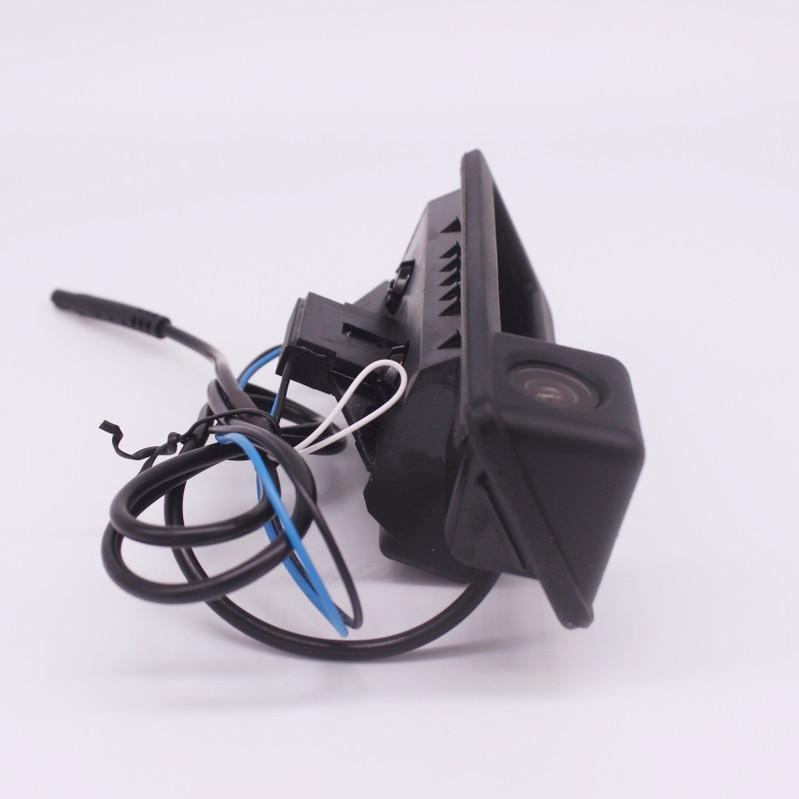 High-Definition Rearview Reversing Camera for 10 Models: Compatible with 5 Series & 3 Series.