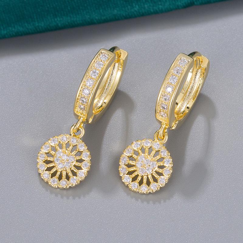 Southeast Asia Luxury Flower Earrings: Niche Design in Gold-Plated Brass with Zircon Inlay for Women