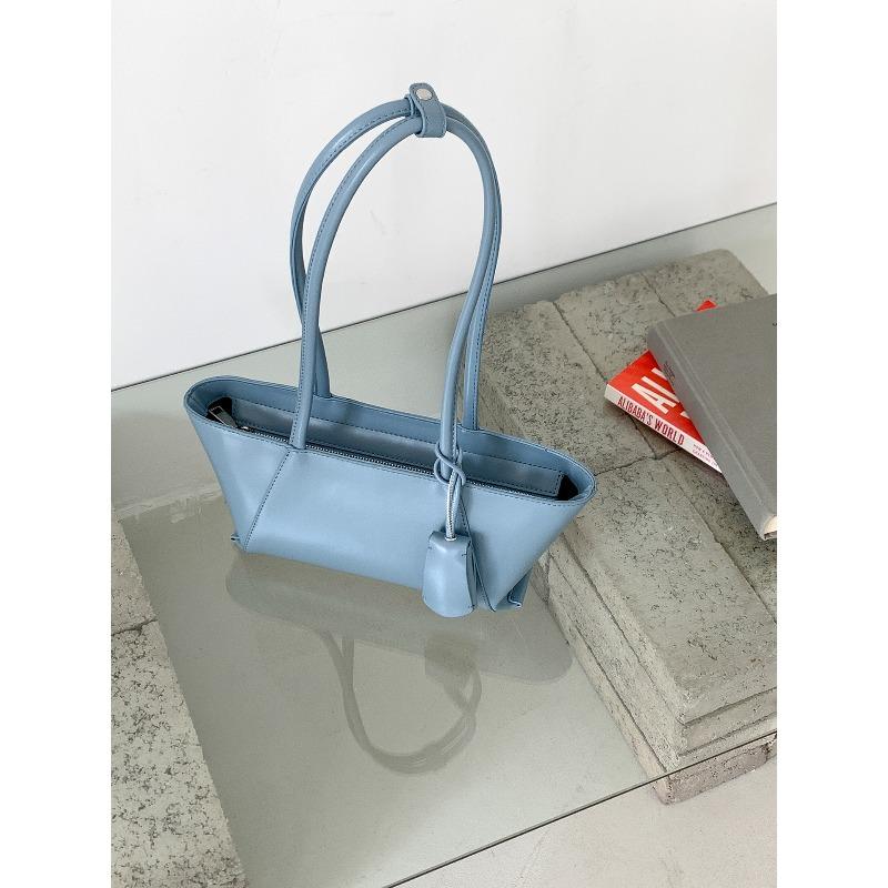 

Portable tote bag women s new large-capacity shoulder bag versatile commuter bag women синий