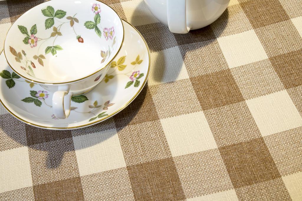 Made In Japan, Hassui-processed Rectangular Tablecloth, Country Check, 145 X 300 Cm (Beige)