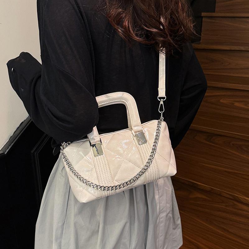 Niche Texture Handbag Small Bag Women's 2025 New Simple Small Square Bag Versatile Shoulder Messenger Bag