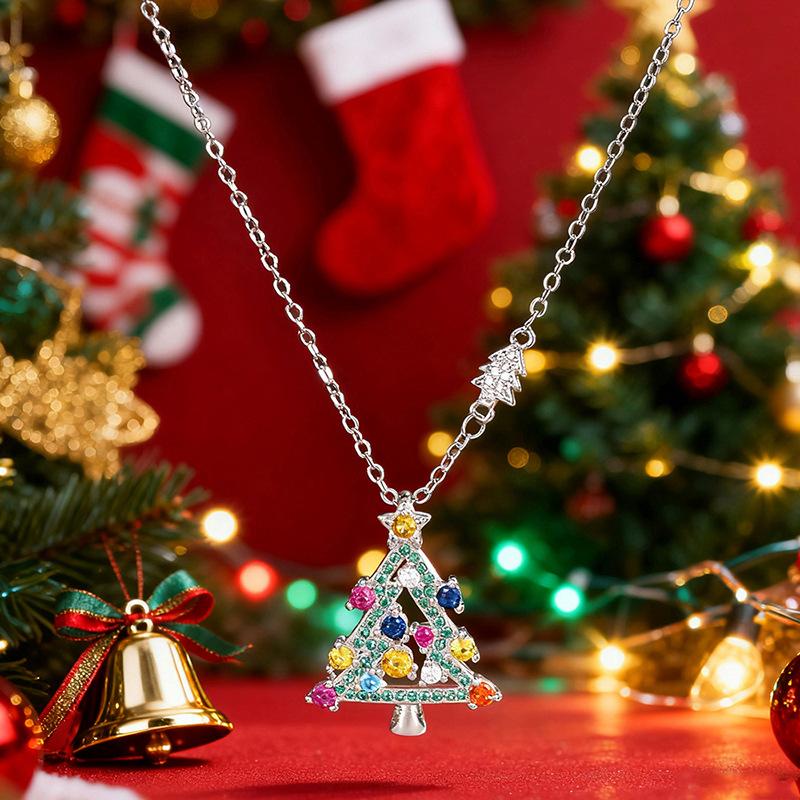 Exquisite Sparkling Zircon Christmas Tree Pendant Necklace, Suitable for Women's Christmas Party Accessories,  Gifts