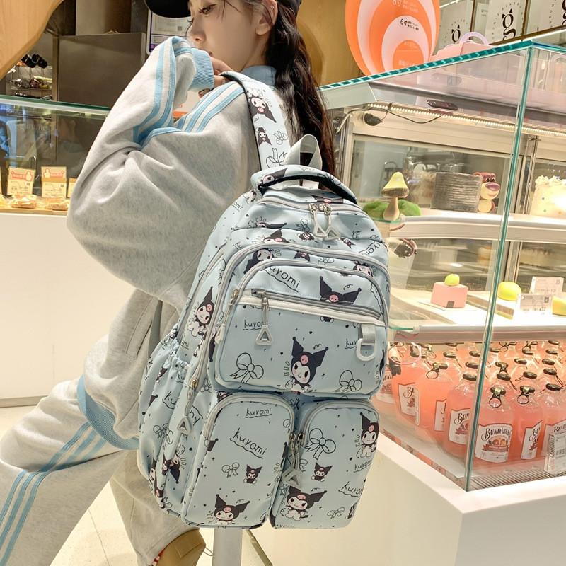 Jugendrucksack mit Sanrio Kuromi Süßes Schleifenmuster für den Campus