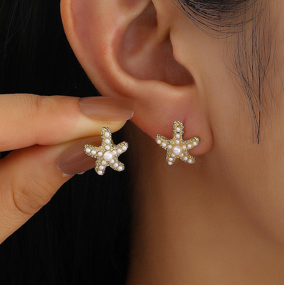 

Металлические серьги-гвоздики с жемчугом в виде морской звезды для женщин Милые модные украшения Праздничные аксессуары Оптовые подарки Модный новый стиль Элегантные