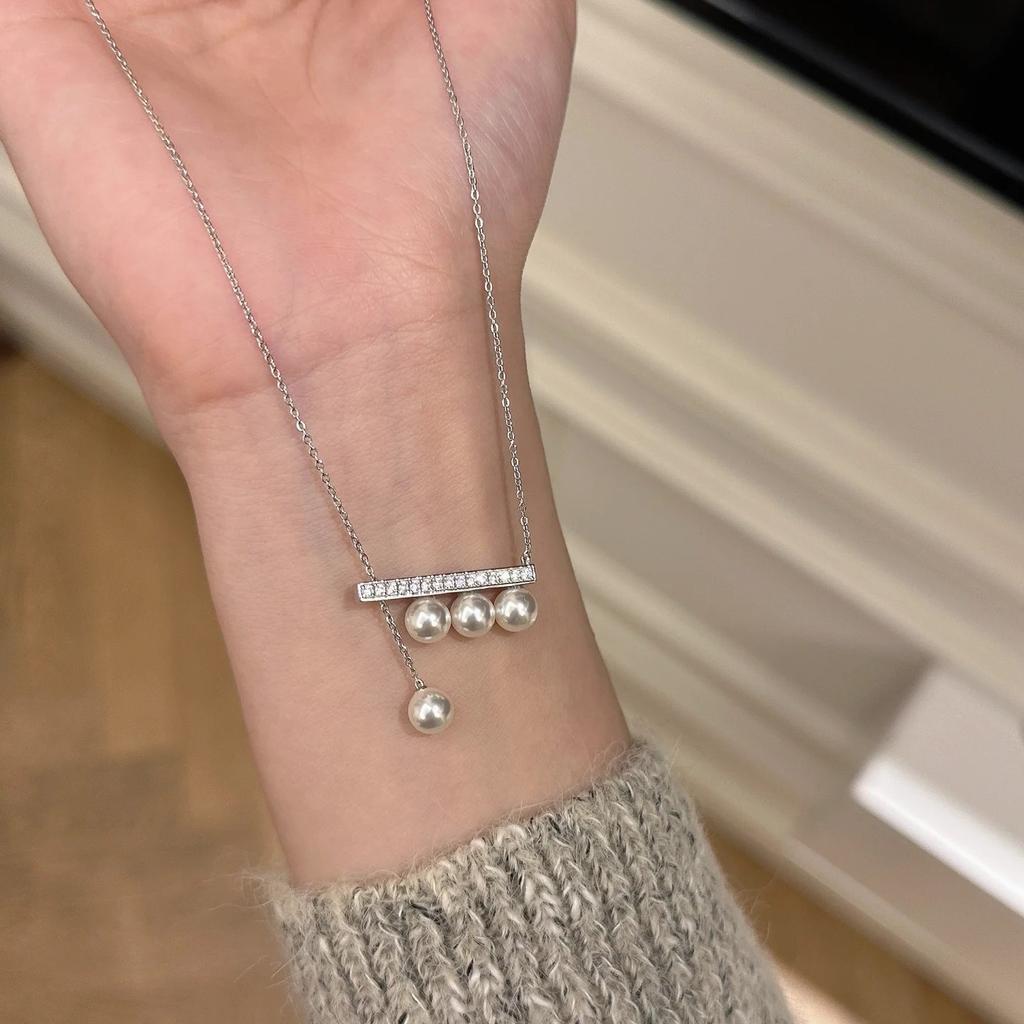 Design Balance Bar Pearl Pull-Up Necklace Women'S Simple Niche Fashion Personality Versatile Neck Chain Sweater Chain