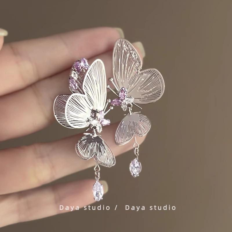 

Серьги-пусеты «Летний курортный стиль Мори Сладкий лепесток 2025»