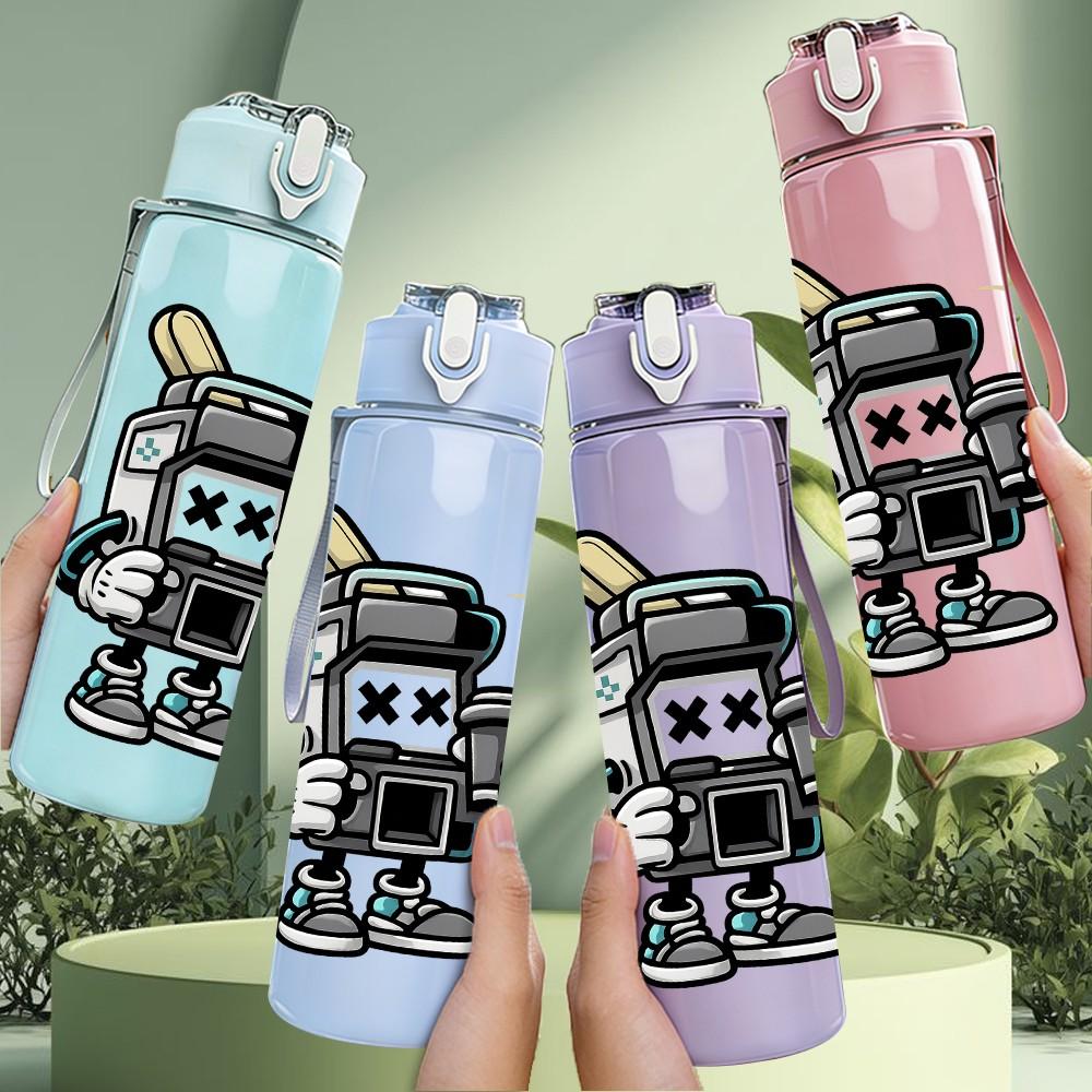 1PC Vintage Metal Robot Figure 750ml Color Plastic Sports Water Bottle Leakproof Flip Straw Lid Suitable for Sports Office Home Use