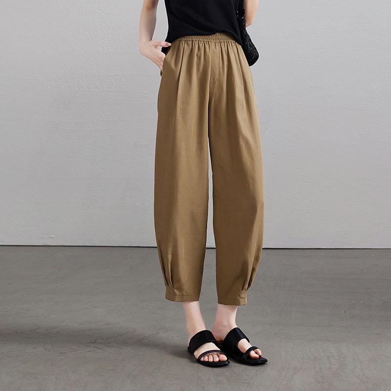 

Женские легкие плиссированные брюки-морковь 2024: Эластичная талия, Укороченные, С манжетами и Повседневный стиль гарем. Идеально для лета! L темные хаки