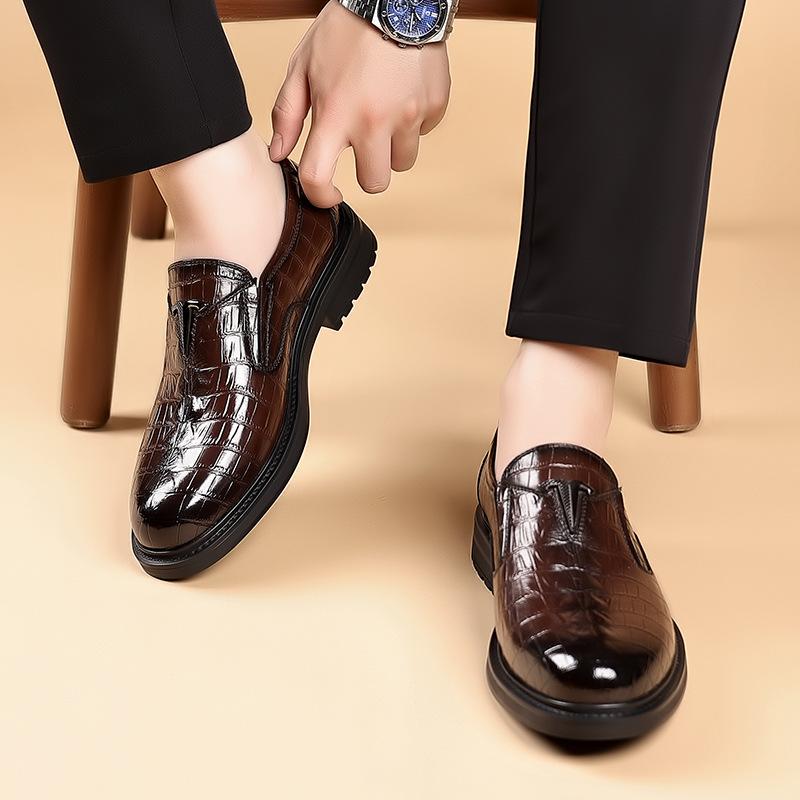 Fashion 2025 Spring New Designer Leather Shoes for Men Solid Color Fashion Casual Platform Loafers Man High Quality Dress Shoes Male