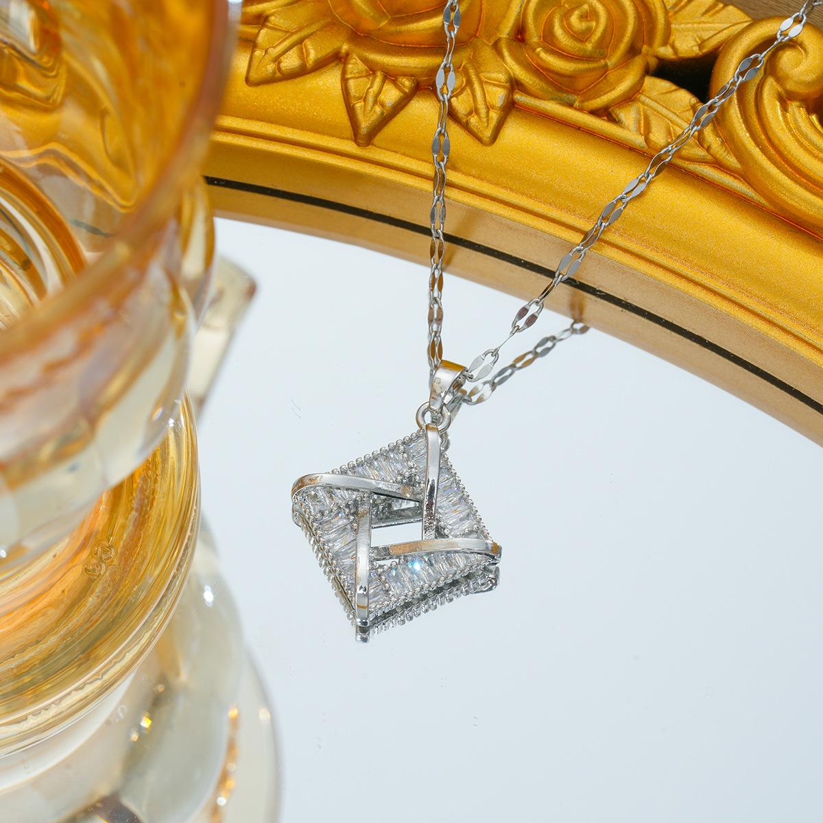 

18K Gold Electroplated Titanium Steel Necklace - Women s Trendy Japanese & Korean Style, Non-Fading, Low-Key Luxury