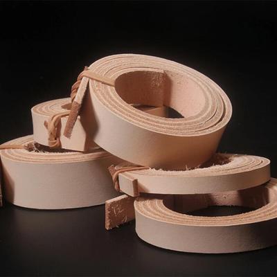 80cm pflanzlich gegerbte Lederstreifen Originalfarbe Handgefertigt Oberleder Rindslederstreifen für DIY Gürteltasche Schultergurt 3mm Dick