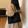 Tote Bag, Casual Shoulder Bag, Fashionable and Trendy Commuting Underarm Bag