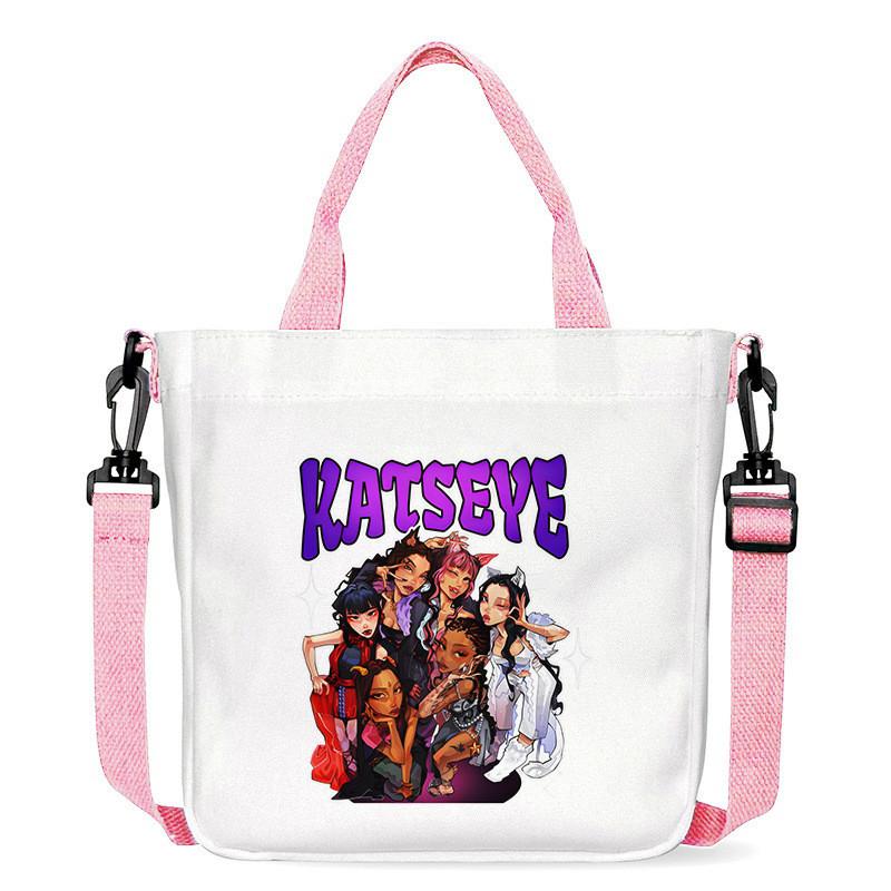 Unique Apparel KATSEYE Groep Kpop Bedrukte Crossbody Tas Casual Canvas Schoudertassen 23 x 23 x 5CM