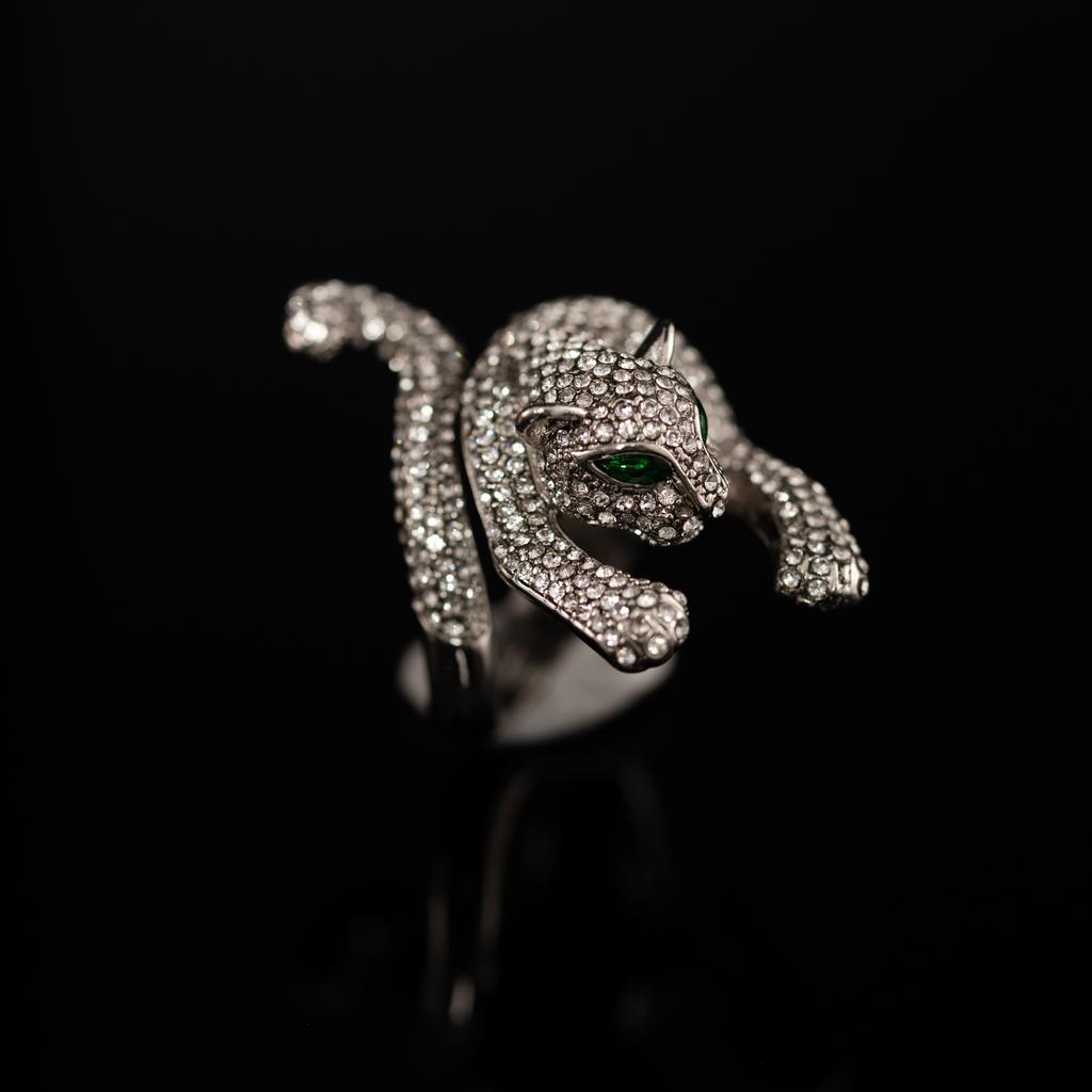 Medieval Copper Alloy Ring, Retro Court Style, High Sense Female Designer Temperament, New Ring