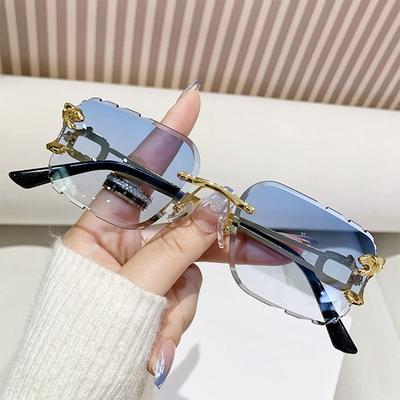 Einzigartige randlose Sonnenbrille mit geschliffener Kante Metallbügel UV400 Rechteckige Sonnenbrille Retro-Tönung Täglich Party Urlaub Outdoor