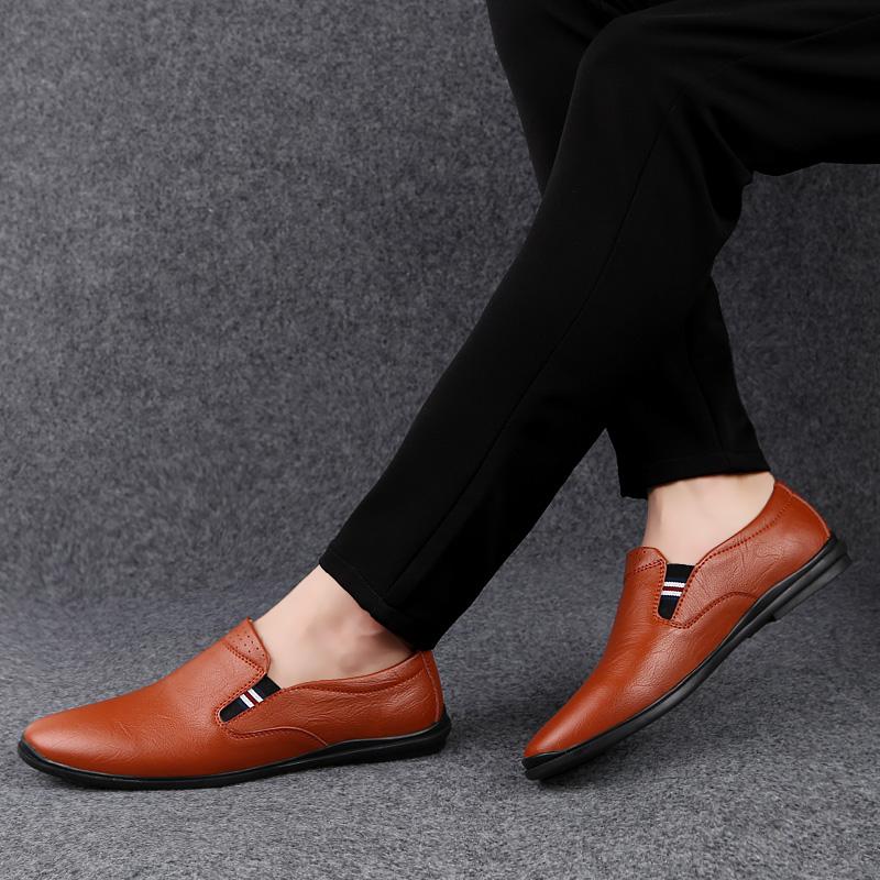 Fashion Lightweight Walking Flats Fashion Men's Leather Loafers Slip-On Comfortable Casual Shoes Breathable Driving Moccasins for Men