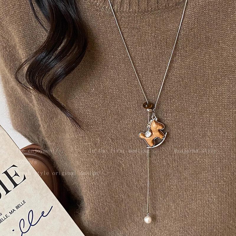 Mori Acorn-Style Ethnic Necklace: Handmade Woven Cotton & Linen Unisex Apparel Accessory