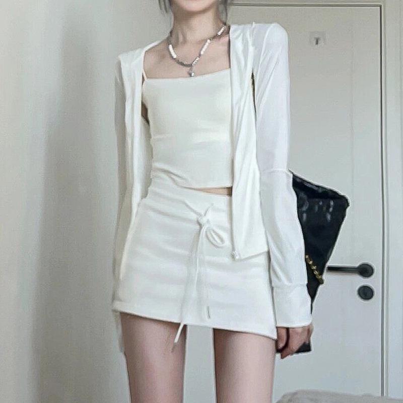 

Американский стиль, утягивающая юбка-шорты с высокой посадкой для женщин - с запахом на бедрах, маленькая посадка, спортивный дизайн с защитой от просвечивания S (37.5-45 kg) белый