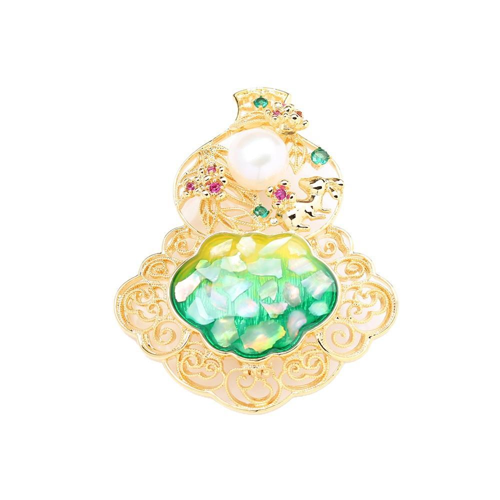 High-end Chinese elegant green oil-dripping treasure gourd brooch with diamonds hollowed out gold gourd natural pearl pin female