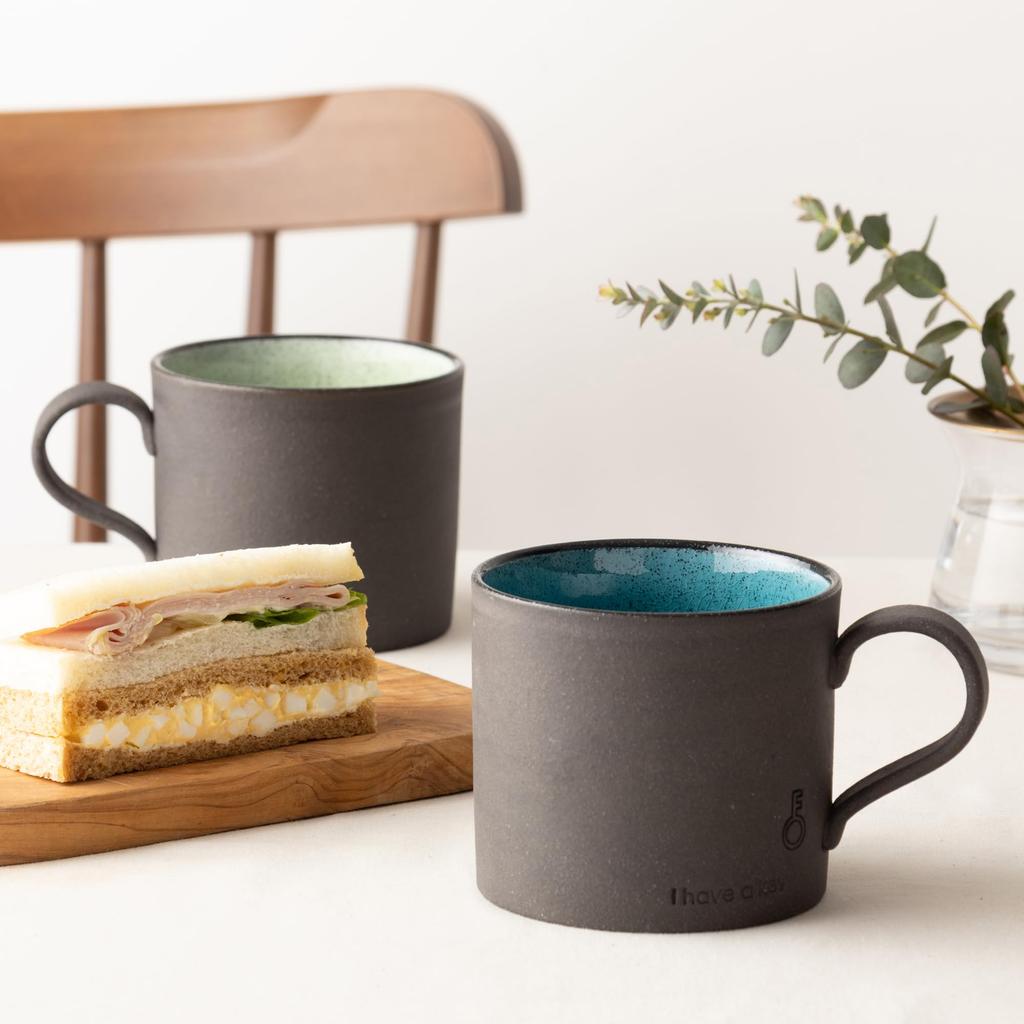 Koyo Pottery Black Earth Key Mug, Blautopas, 20402