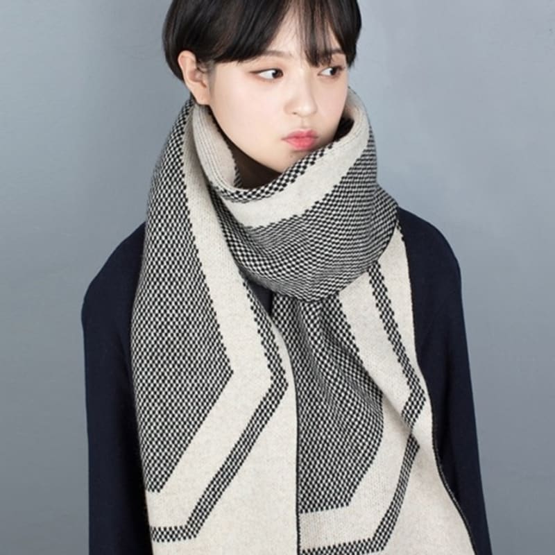 

BB’DE SOLI’DE simple cross muffler 2color ivory