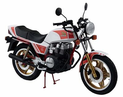 Aoshima Bunka Kyozai Serie Moto Honda Super Hawk 3R 8 pezzi Colore Limitato Commemorativo della Vittoria Modello in Plastica 1/12 N.48