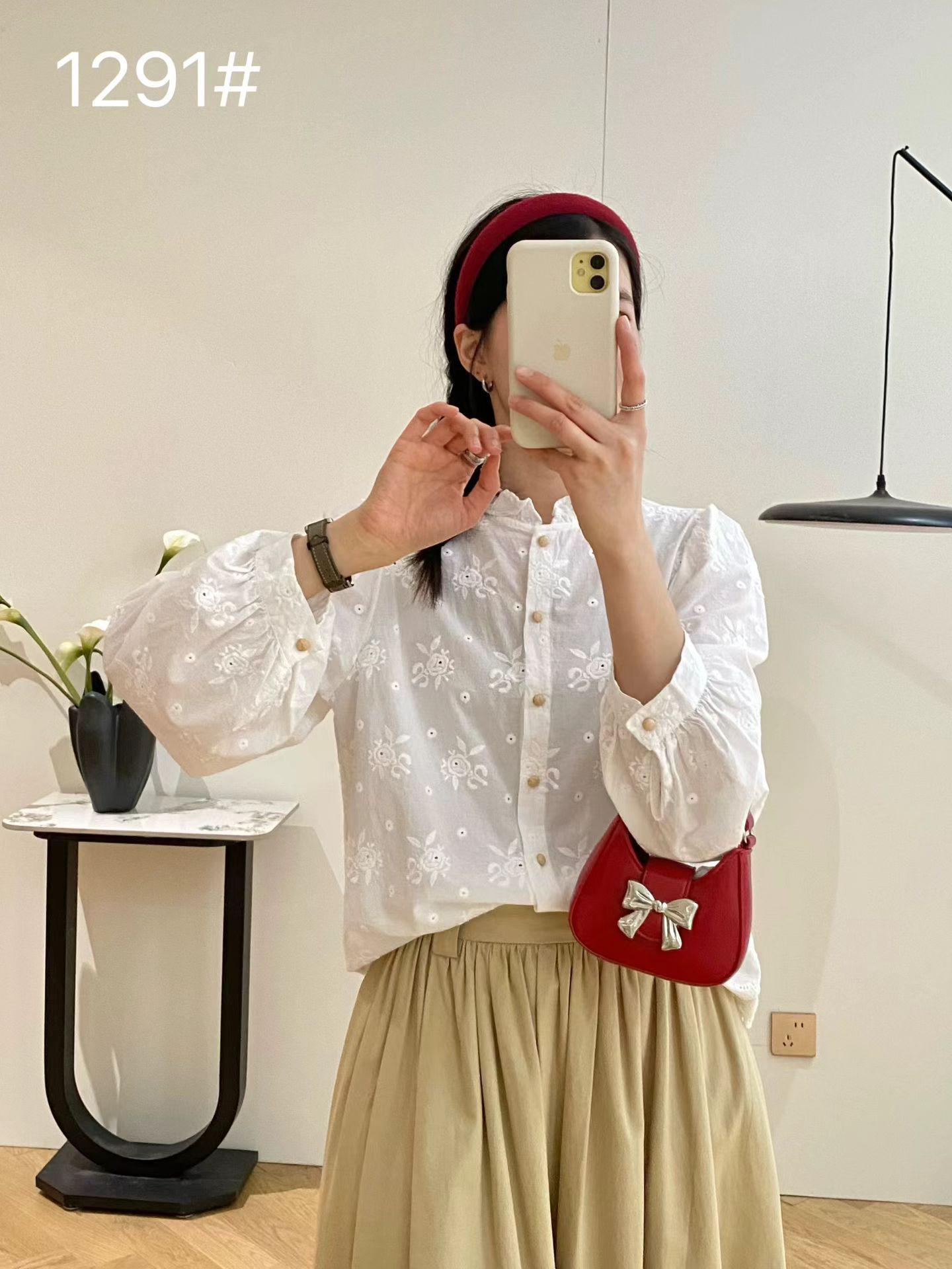Elegant Spring Floral Embroidered Long Sleeve Shirt for Women L (110-140 cm) белый