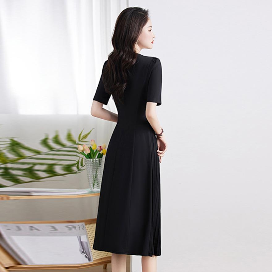 Red dress women's summer new design temperament socialite slim and thin formal settings skirt