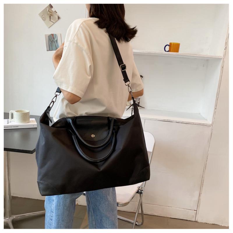 Mode Farbblock Kurztrip Reisetasche Bequemes Nylon Große Kapazität Gepäcktasche Leichte Schwimm-Fitness-Tasche Schlichte Alltags-Ausgehhandtaschen