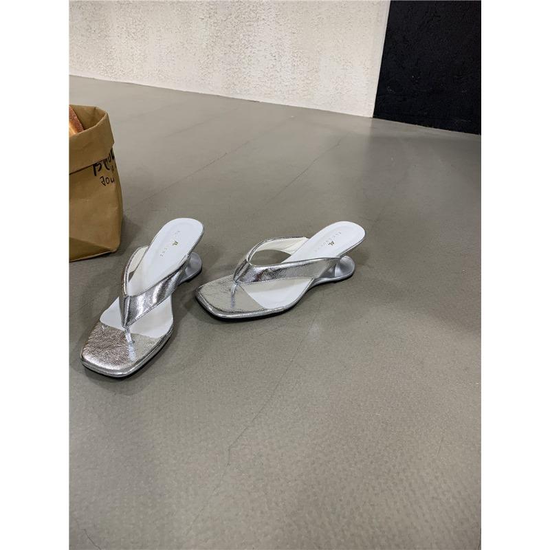 Fashion flip-flops temperament special-shaped and cool slippers new summer new square head medium heel slippers women